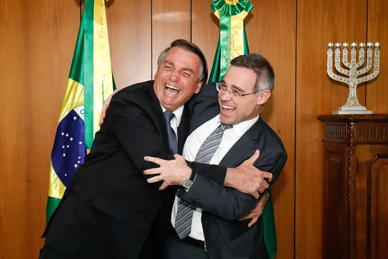 andré mendonça