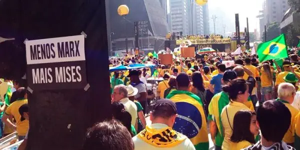 Menos Marx, Mais Mises