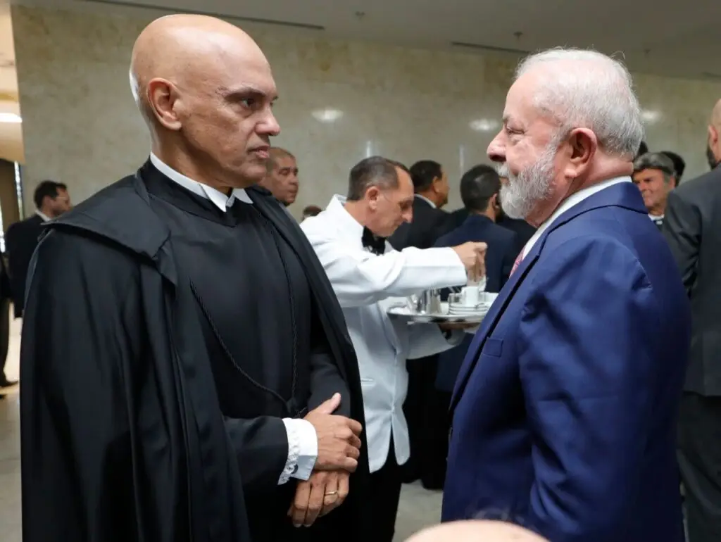 Alexandre de Moraes e Lula