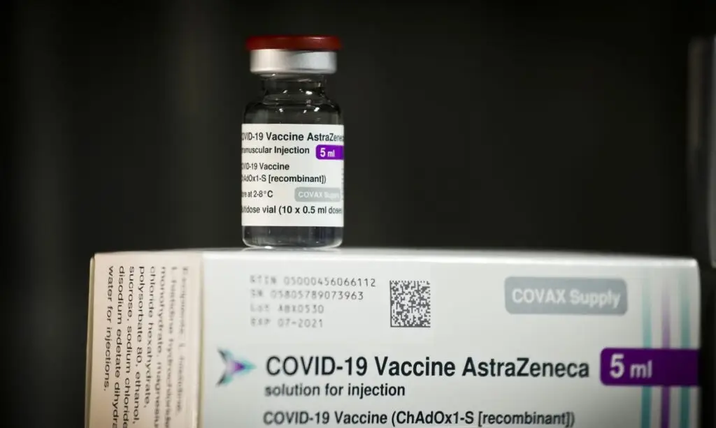 
Mais de 50 pessoas já entraram com uma ação coletiva contra a AstraZeneca no Reino Unido
