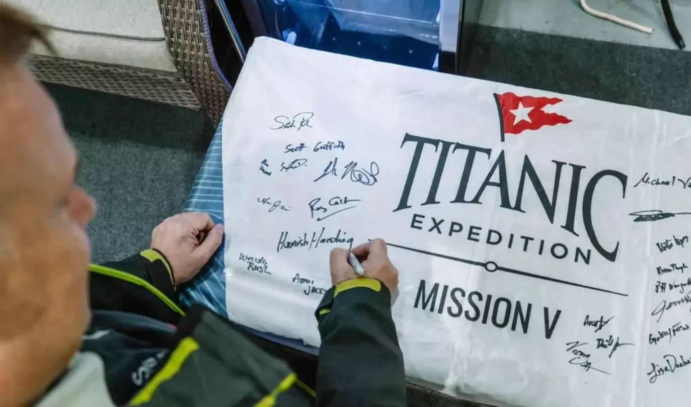 Fotos Tripulação Submarino Titanic [Interna3]