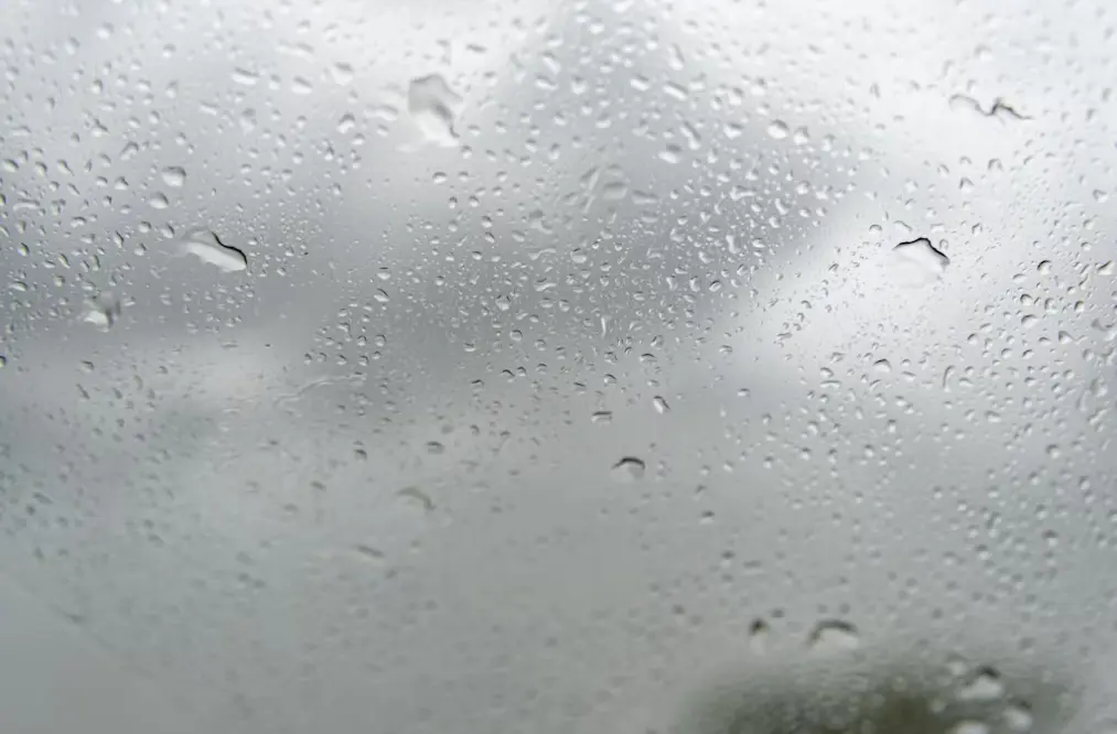 domingo - chuvas - rajadas de vento - alertas - previsão do tempo - chuva - inmet