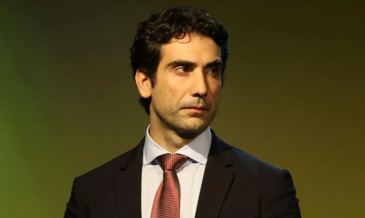 Galípolo cenário brasileiro inflação benigno