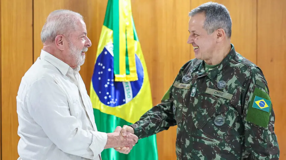 Defesa Múcio aumento militares