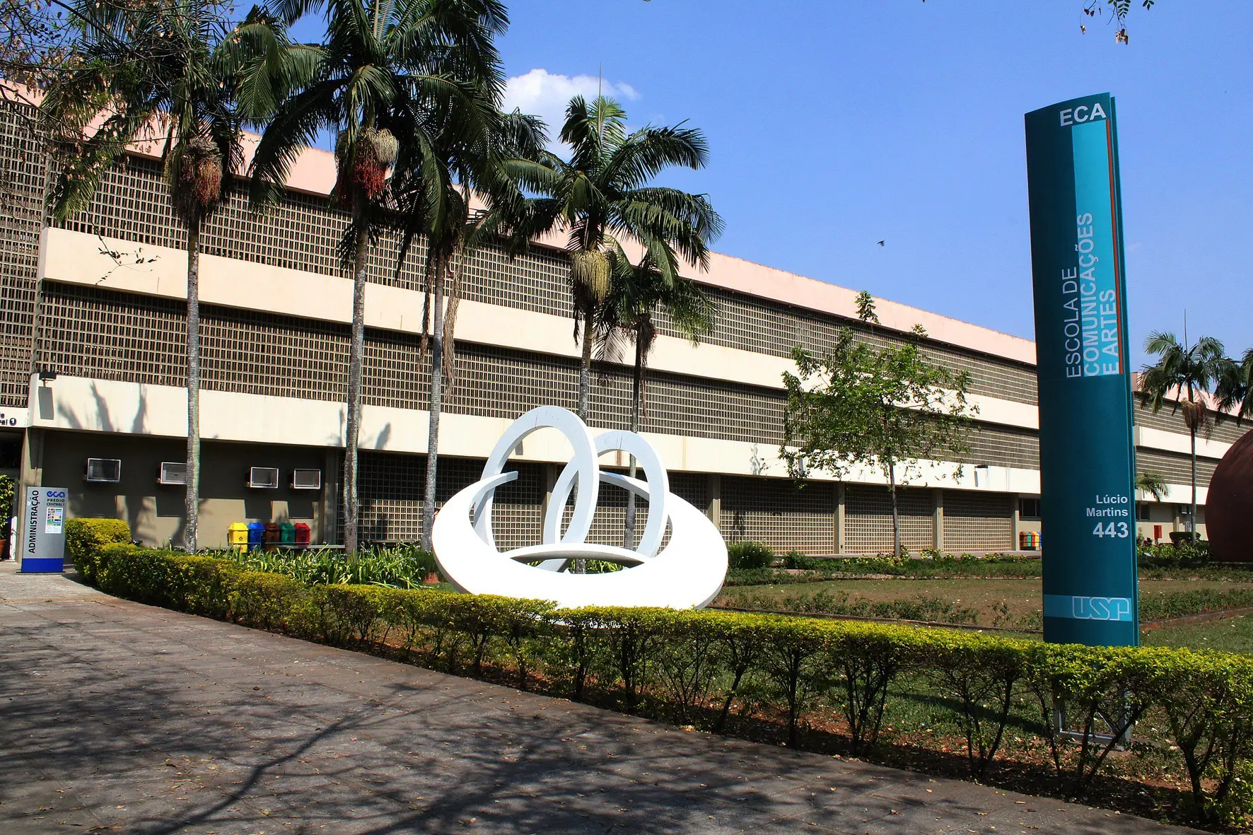 falta de professores na USP