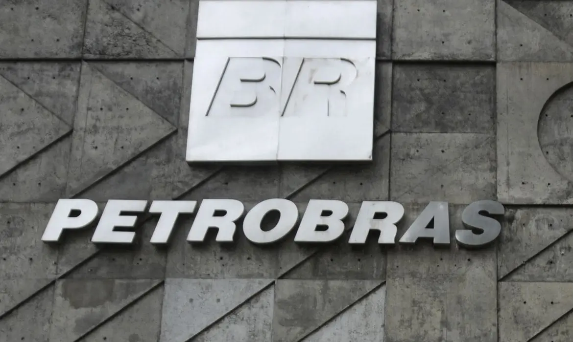 Petrobras dividendos corte
