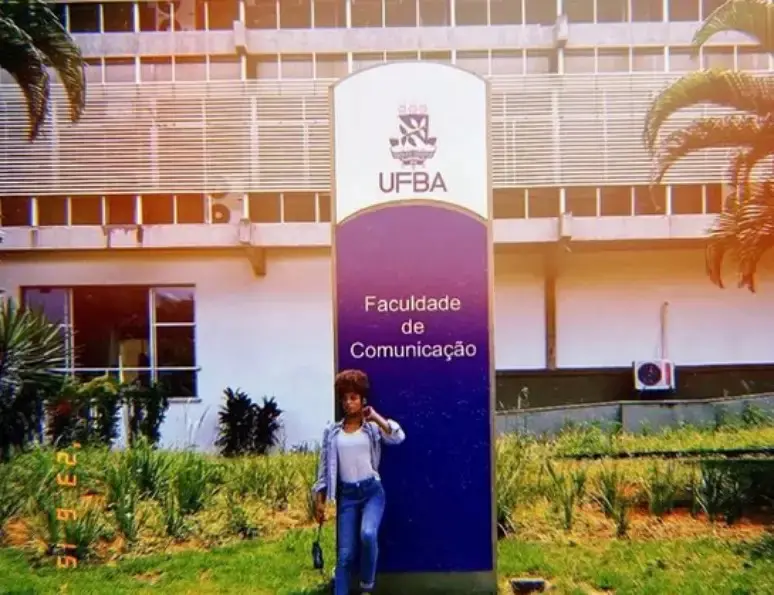 aluna professora transfobia