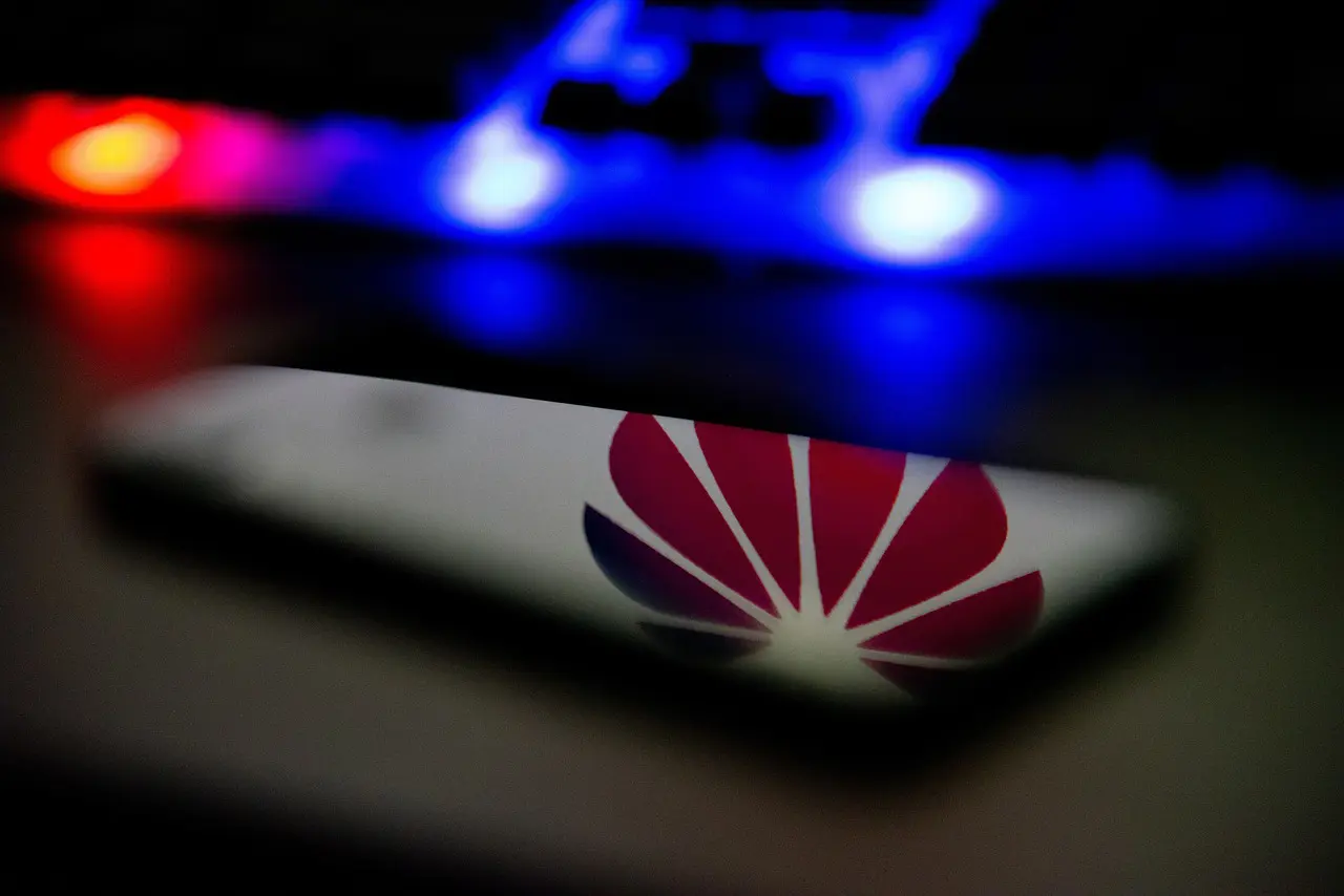 china proibe funcionarios iphone - governo smartphone chinês