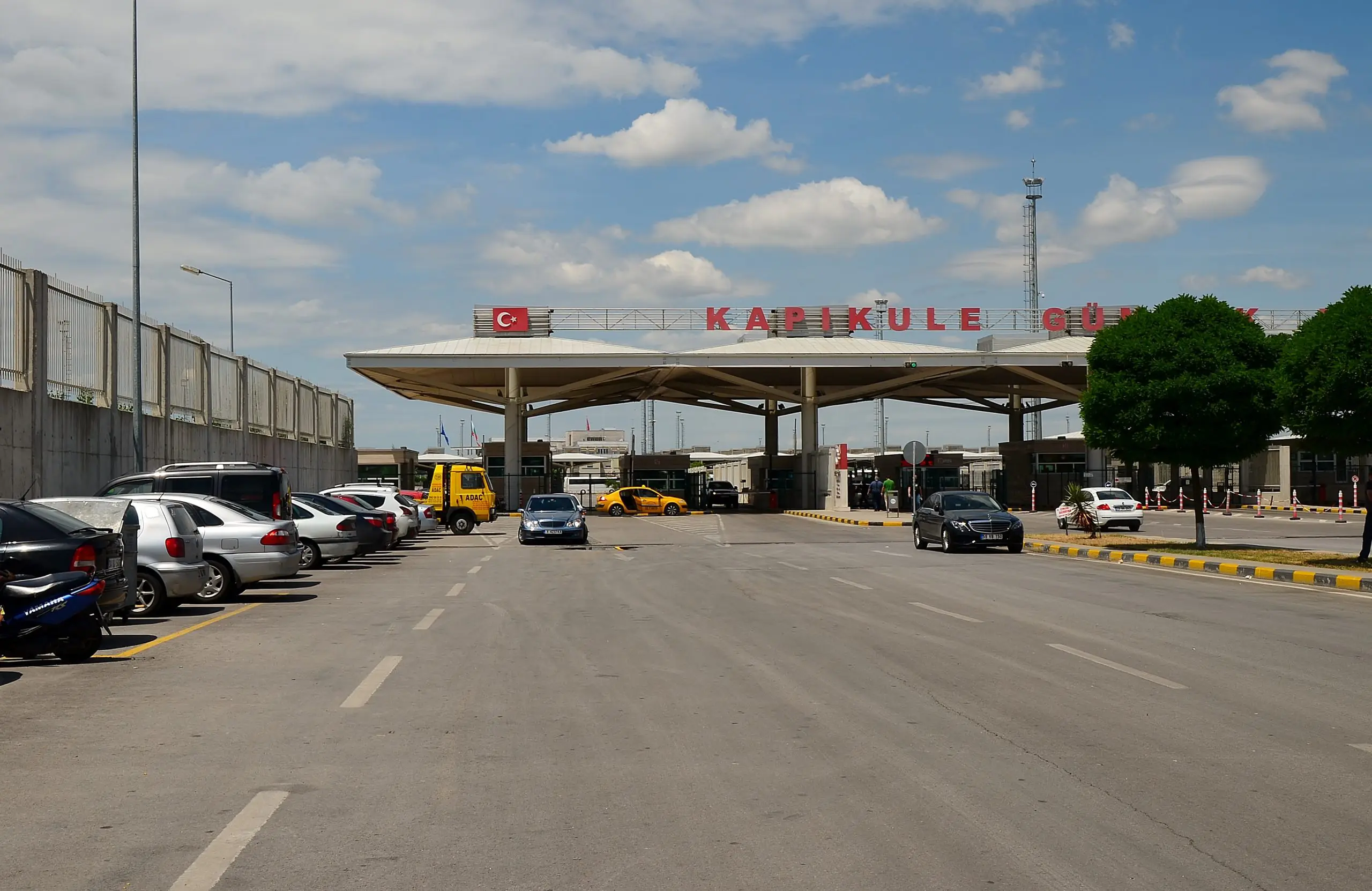 Kapıkule Border Crossing Turquia