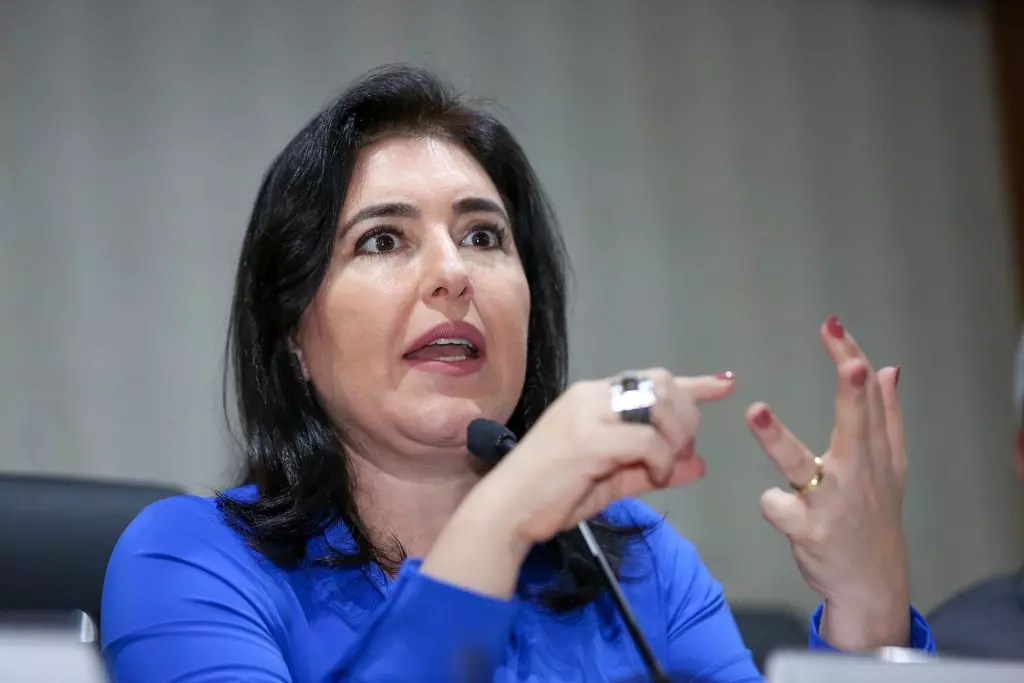 Tebet nega ligação