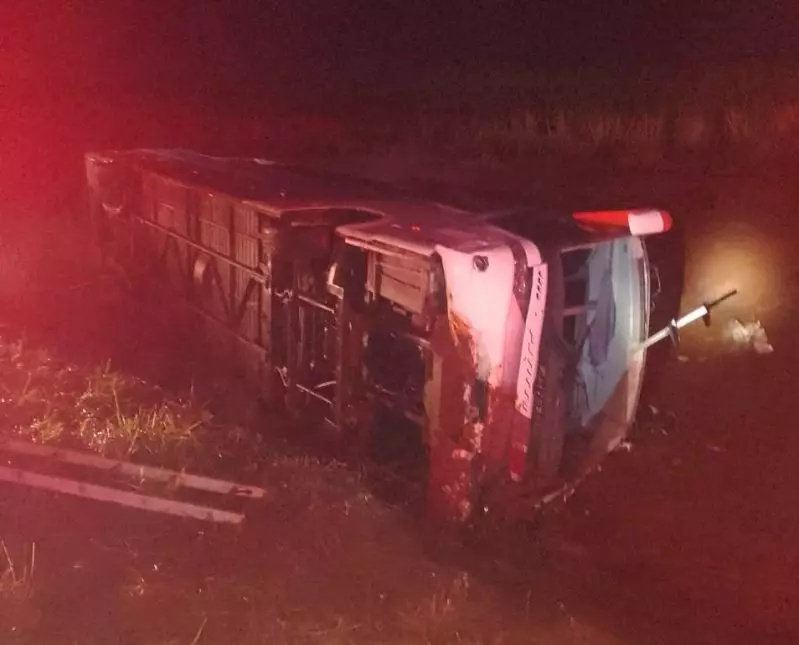 acidente ônibus