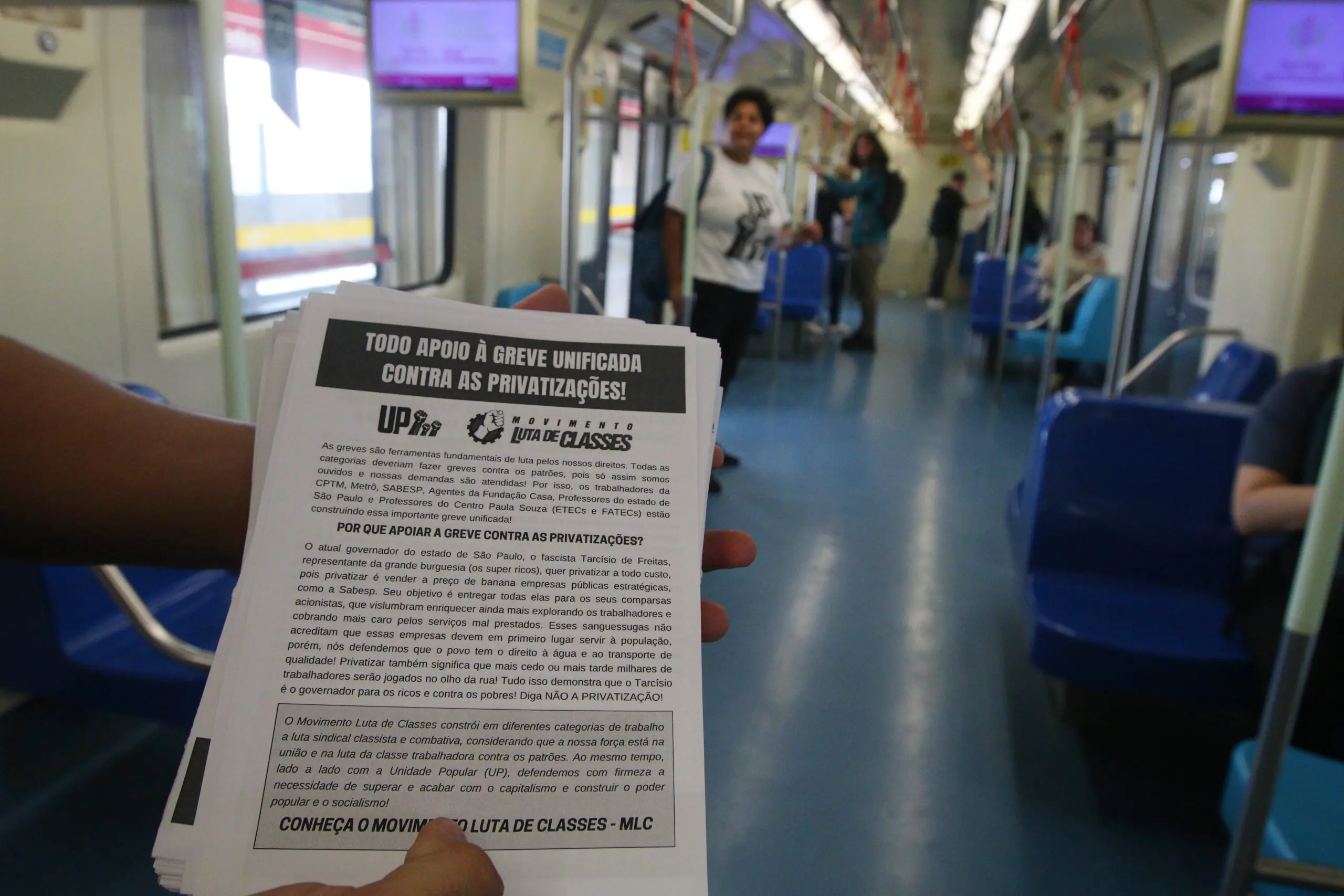 greve SP ricardo nunes prefeito | Panfletagem na Linha 3-Vermelha contra as privatizações do transporte e saneamento básico | Foto: Rovena Rosa/Agência Brasil