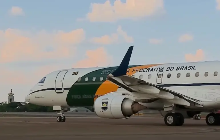 aviao fab