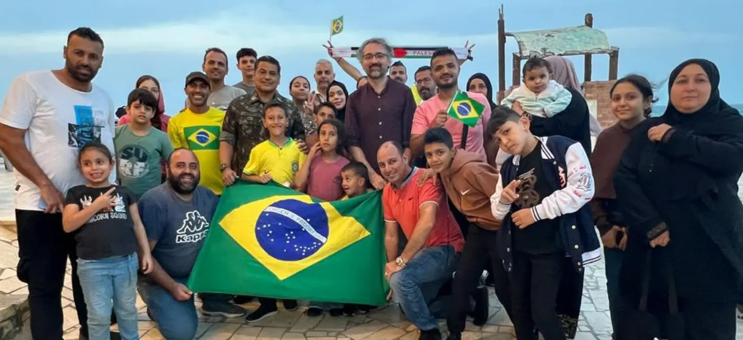 brasileiros - faixa de gaza - volta ao brasil - segunda-feira