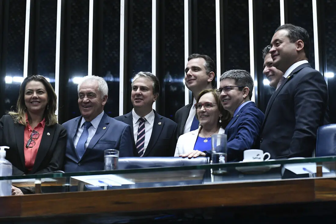 lula nega auxílio moradia
