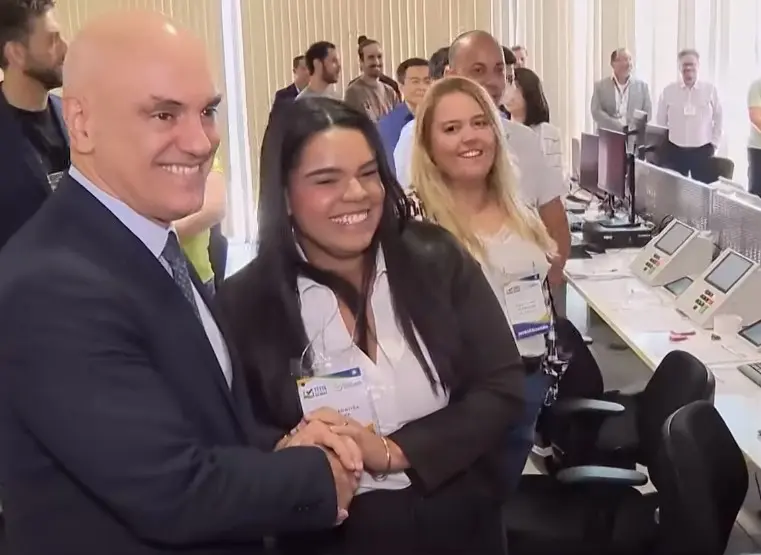 Alexandre de Moraes TSE urnas