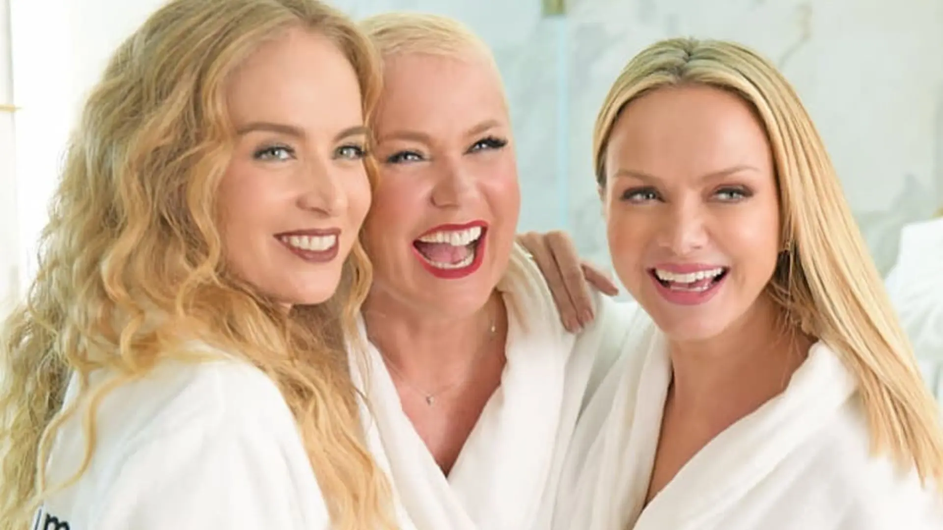Foto de Angélica, Eliana e Xuxa Meneghel