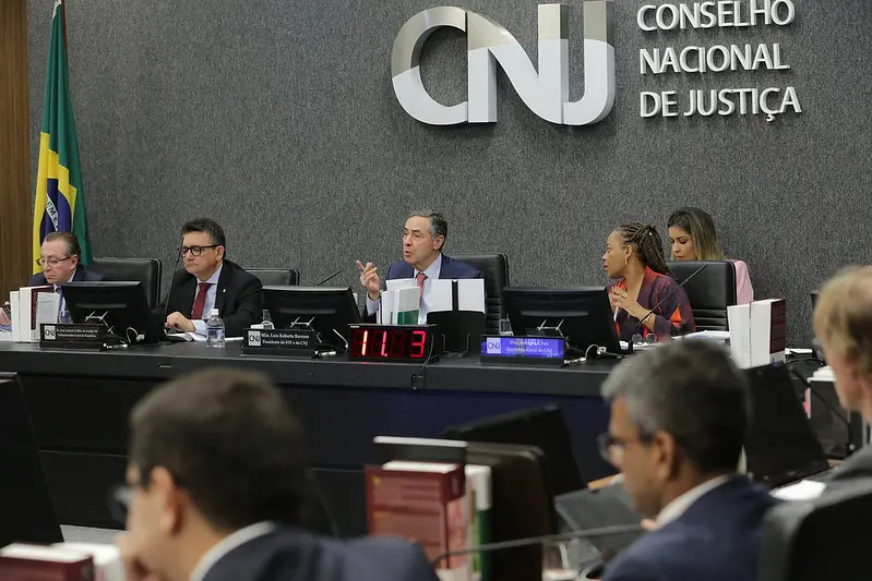 CNJ punições juízes