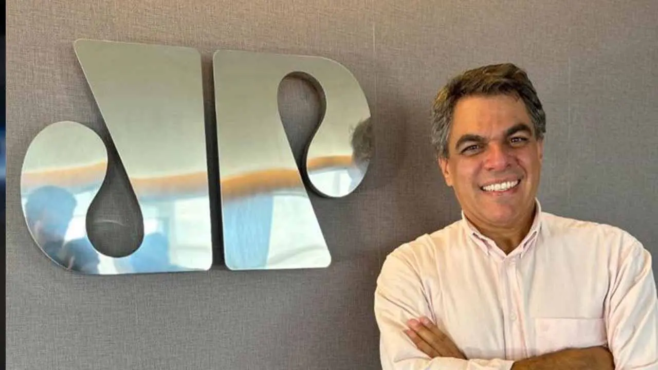 Foto do jornalista André Ramos, diretor da Jovem Pan