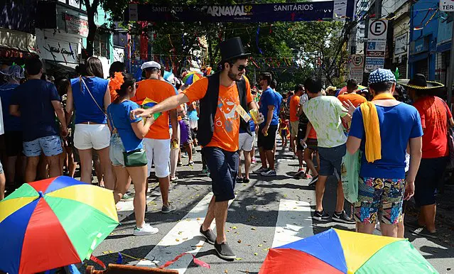 bloco de rua de carnaval