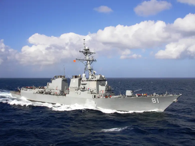 navio de guerra EUA USS Winston S Churchill