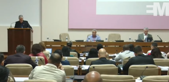 Cuba ex-ministro Alejandro Gil