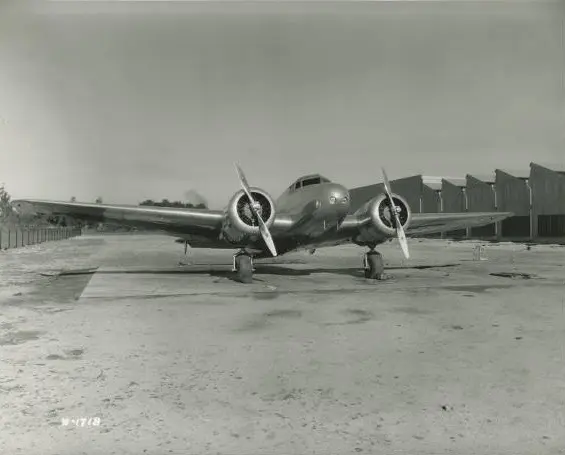 Os padrões internacionais de arqueologia subaquática recomendam que, caso as expedições encontrem a aeronave, que ela permaneça onde está | Foto: Divulgação/Bibliotecas da Universidade Purdue, EUA