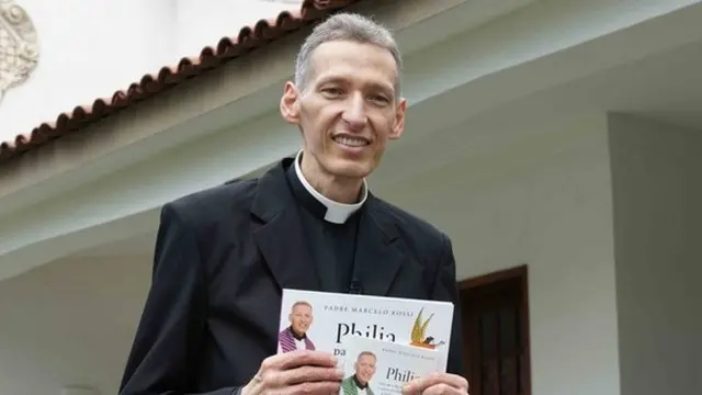 Padre Marcelo Rossi magro