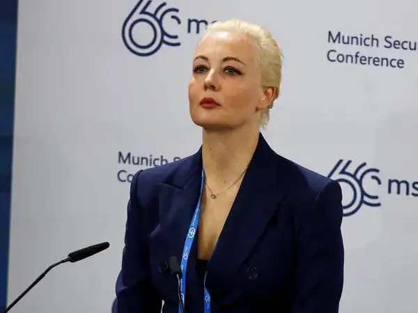 navalny putin Yulia Navalnaya