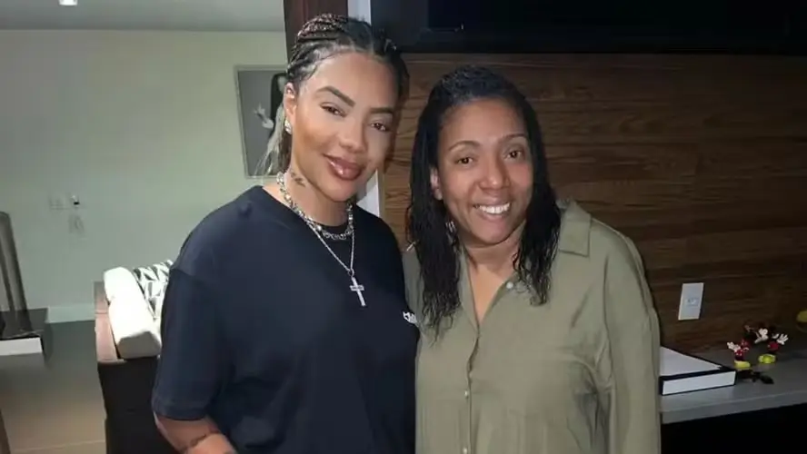 Foto de Ludmilla e Adriana Pereira