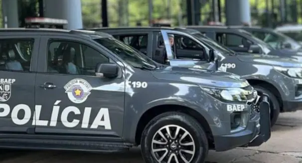 Viaturas da Polícia Militar