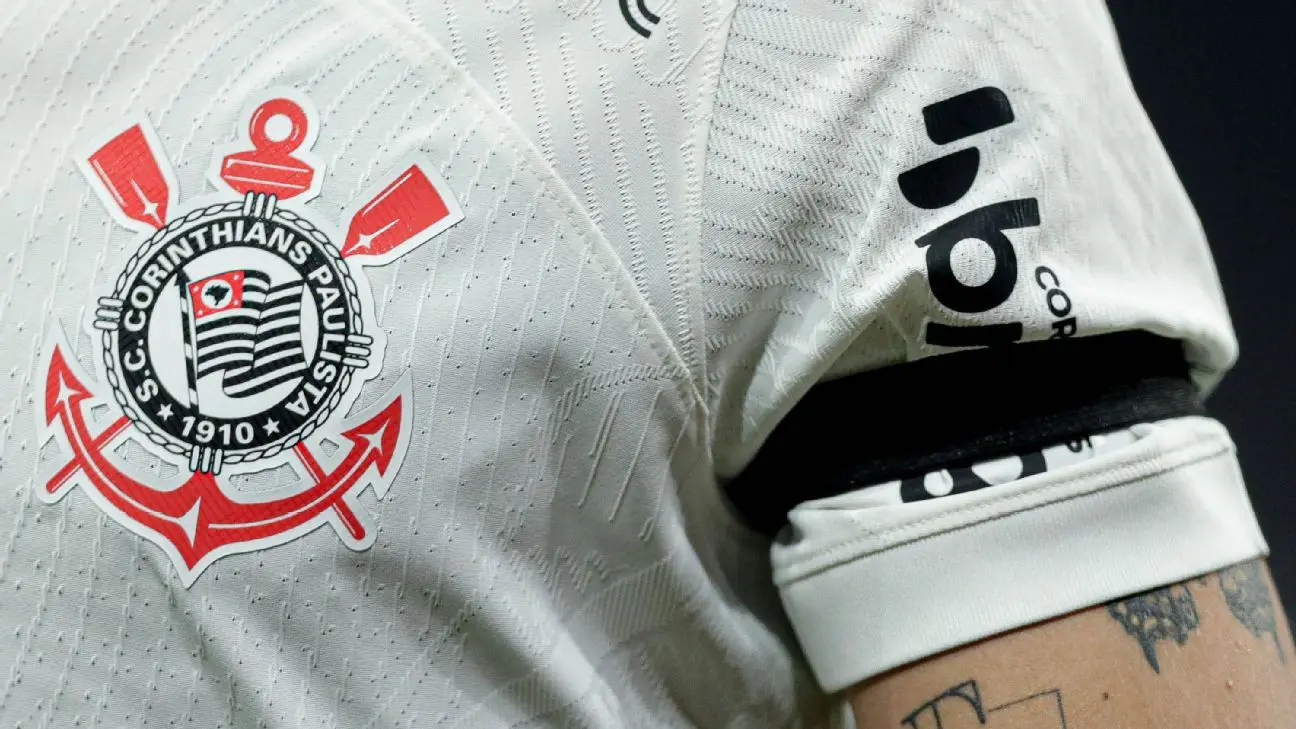 Foto da camisa do Corinthians