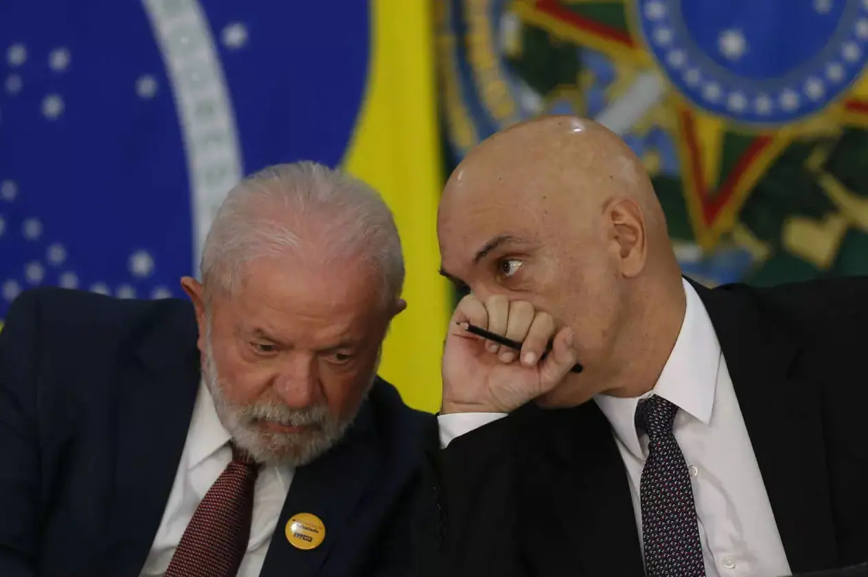 O ministro Alexandre de Moraes também esteve no jantar com Lula | Foto: Lucio Tavora/Xinhua