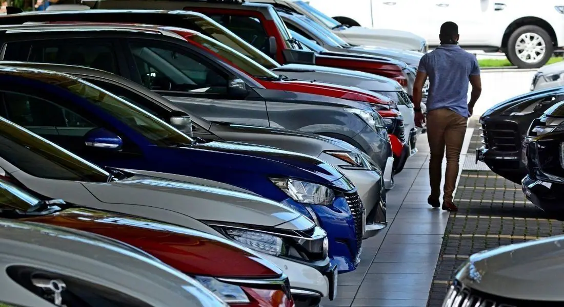 Produção de veículos cai 11,8% em março, mostra Anfavea