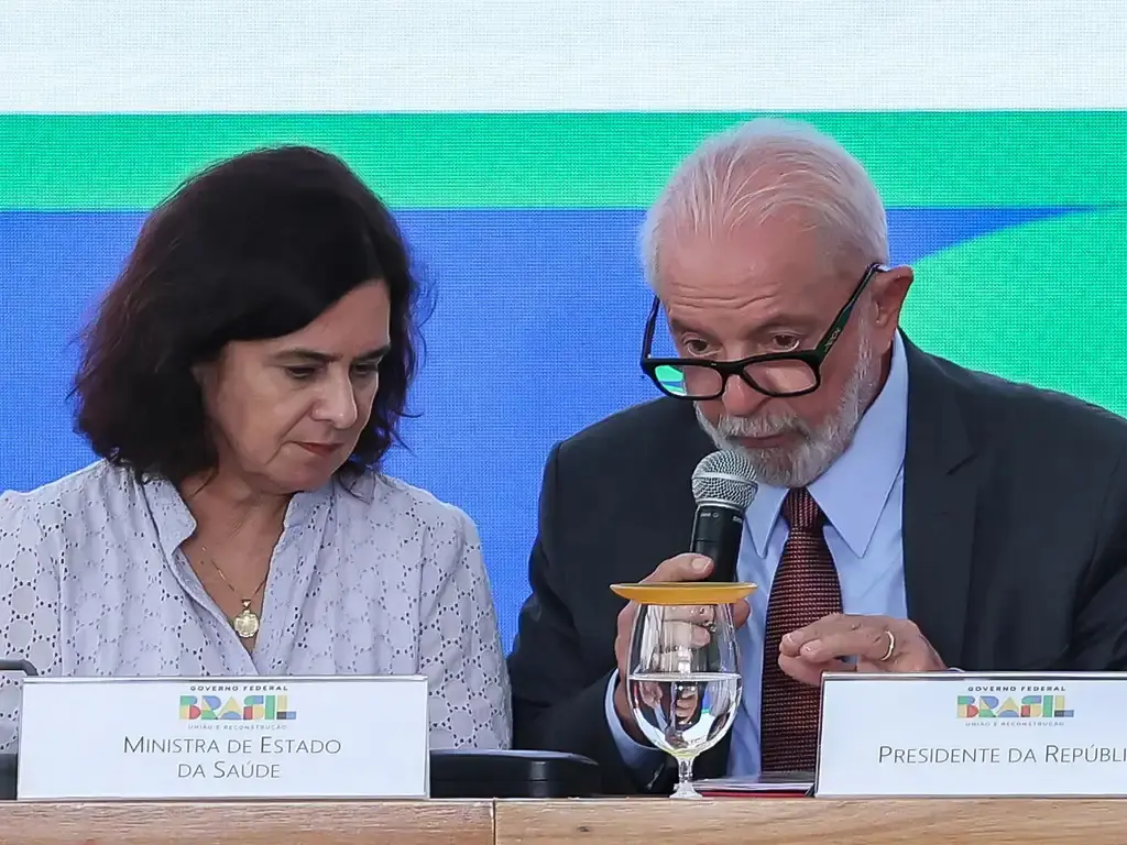Nísia Trindade e Lula