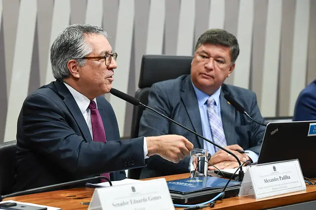 alexandre-padilha-no-senado