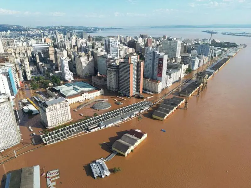 Em 5 de maio, o Centro Nacional de Monitoramento e Alertas de Desastres Naturais (Cemaden) divulgou uma nota técnica na qual criticava a falta de ‘resiliência’ nas estratégias de gestão hidráulica de Porto Alegre, no Rio Grande do Sul