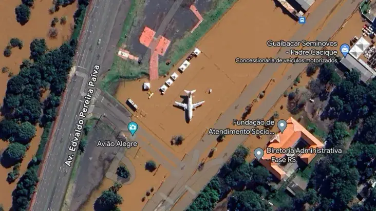Atualização das imagens de satélite da plataforma mostra a dimensão das enchentes em Porto Alegre | Foto: Reprodução/Google Maps