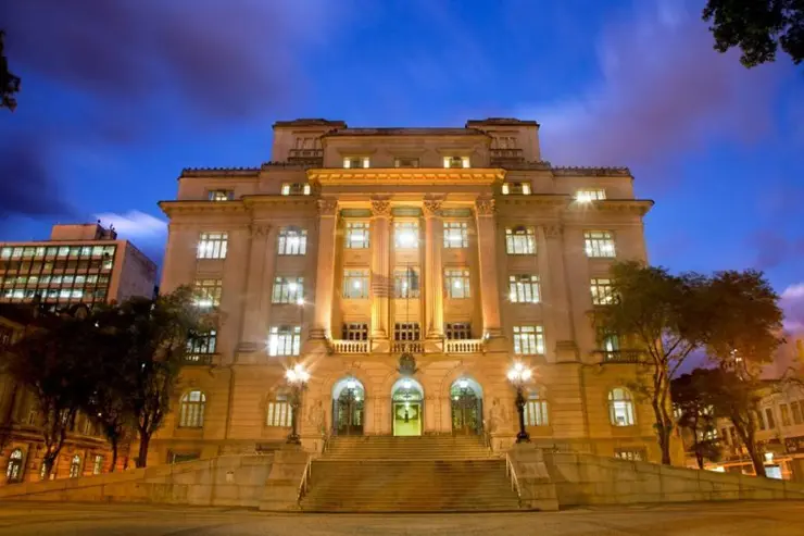 fachada da prefeitura de santos