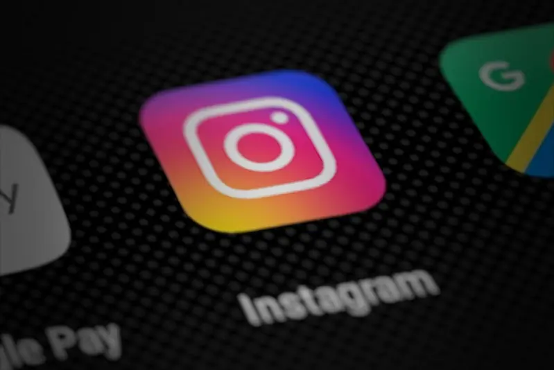 Tela de celular com o app do Instagram