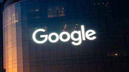 Imagem da fachada de um escritório da Google