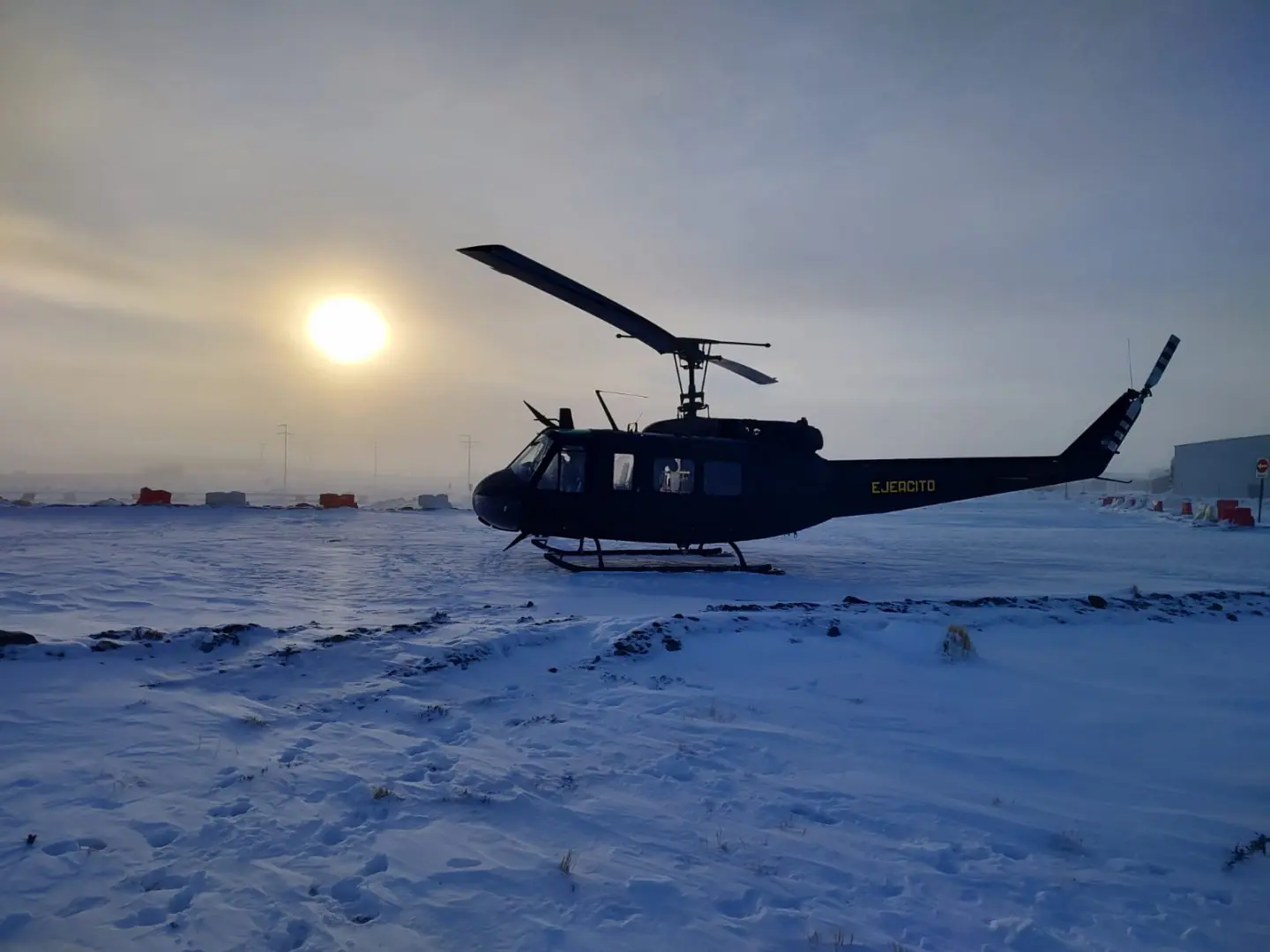 Helicóptero realiza resgate na Patagônia