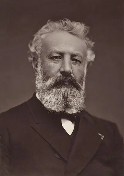 Jules Gabriel Verne, conhecido nos países de língua portuguesa como Júlio Verne (Nantes, 8 de fevereiro de 1828 — Amiens, 24 de março de 1905), foi um escritor francês[1] considerado por críticos literários o inventor do gênero de ficção científica