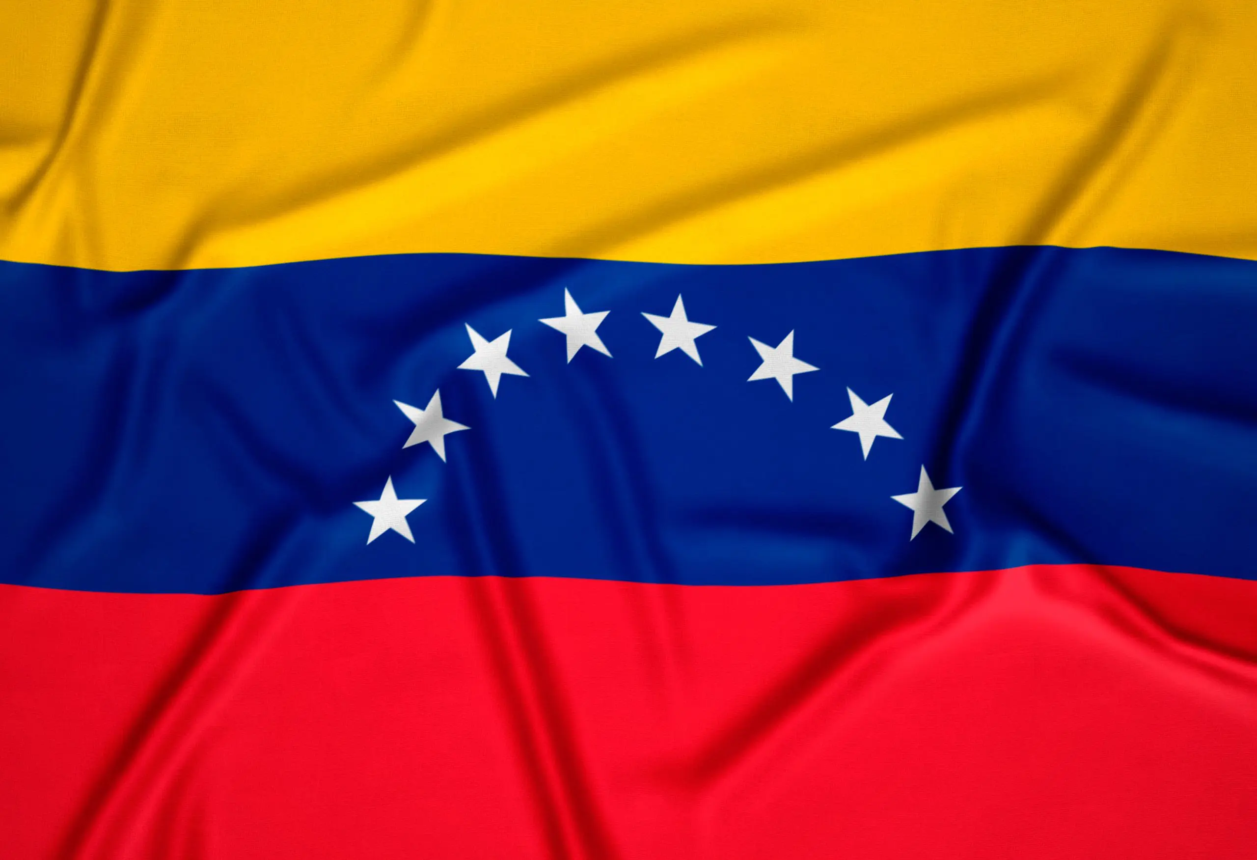 O TSE voltou atrás depois de o ditador Nicolás Maduro desacreditar o sistema eleitoral brasileiro | Foto: Vectonauta/Freepik