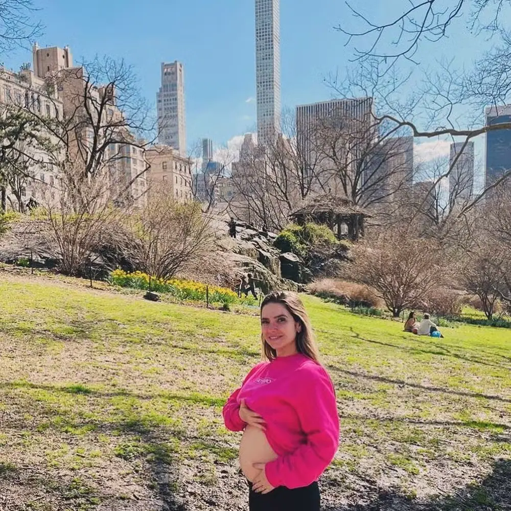 Com uma audiência de 148 mil seguidores, a cantora costuma postar vídeos de passeios religiosos, ministrações e fotos de sua filha Bella, que nasceu em outubro de 2021 | Foto: Reprodução/Instagram