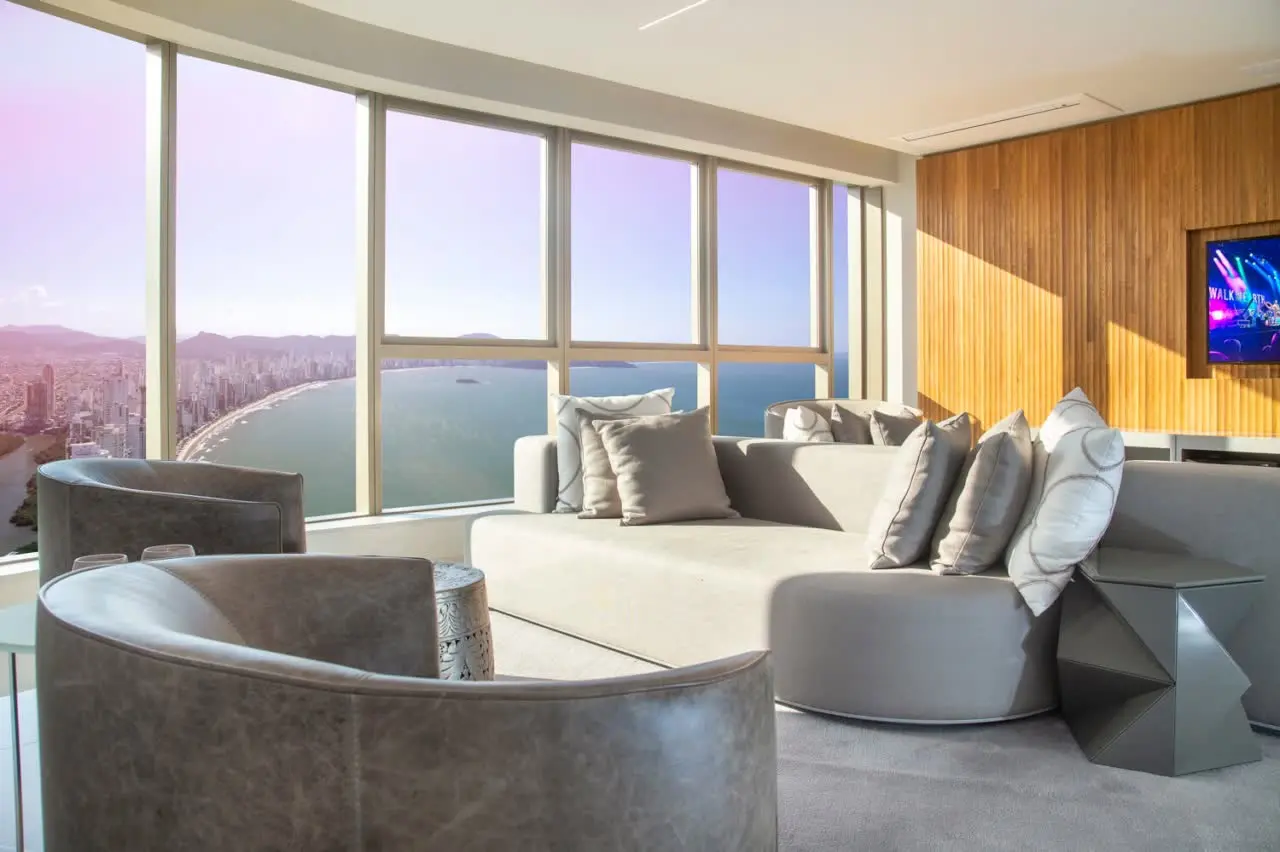 Edifício residencial Yachthouse by Pininfarina, em Balneário Camboriú (SC): prédio mais alto do Brasil, 81 pavimentos e 294 metros de altura | Reprodução: Redes sociais