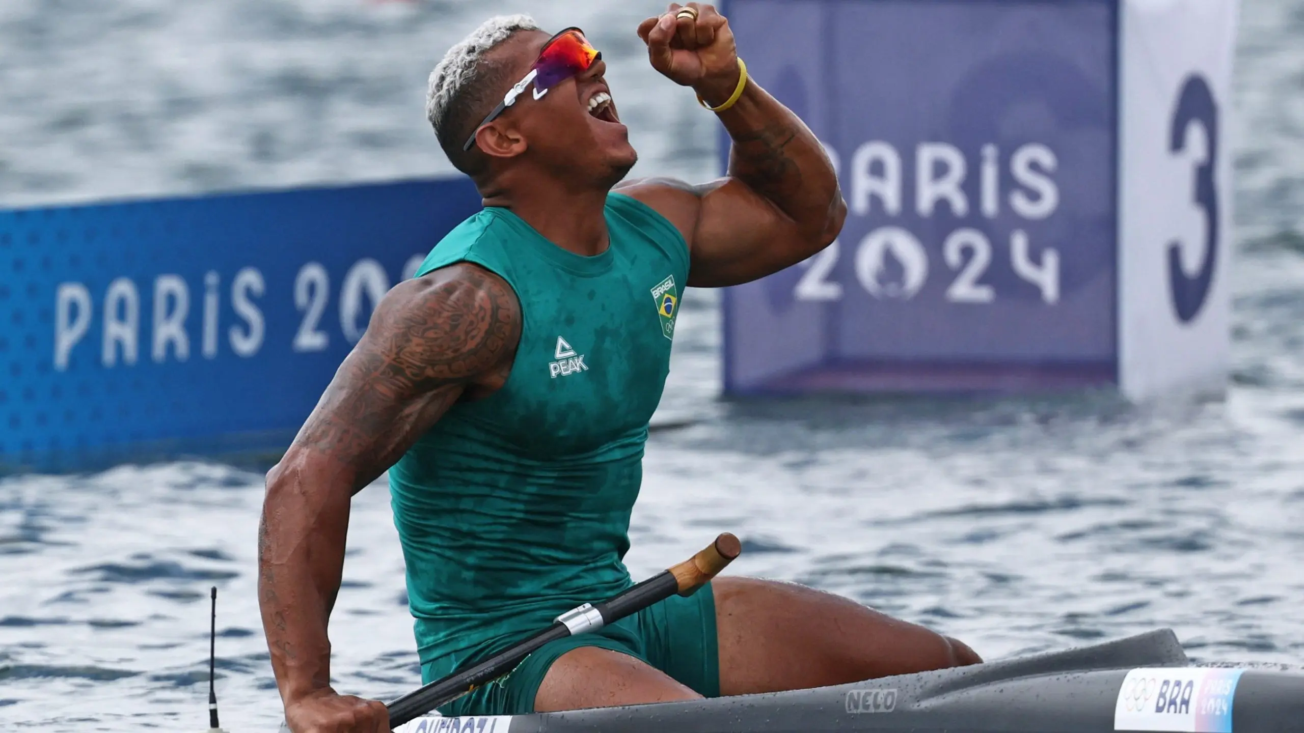 Isaquias Queiroz conquistou medalha de prata na canoagem nos Jogos Olímpicos de Paris | Foto: Reprodução/Redes sociais