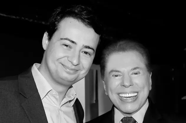Fernando Morgado e Silvio Santos, em foto em preto e branco