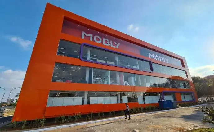 Fachada da Mobly