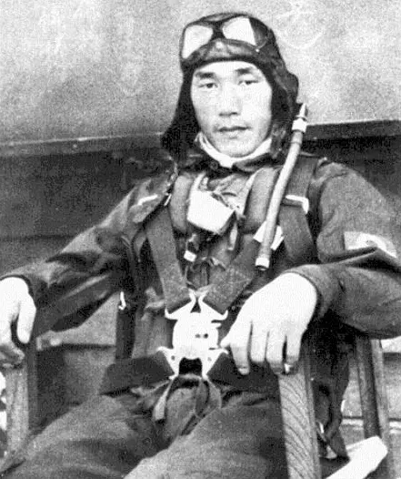 Nobuo Fujita, piloto japonês, pilotou um avião leve sobre o Estado e bombardeou o Monte Emily | Foto: Reprodução/Wikimedia Commons